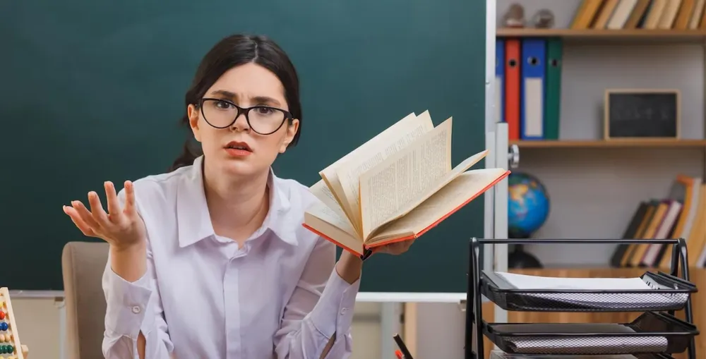 La-autonomia-del-profesorado-es-el-camino-a-la-excelencia-educativa_Mesa-de-trabajo-1-scaled