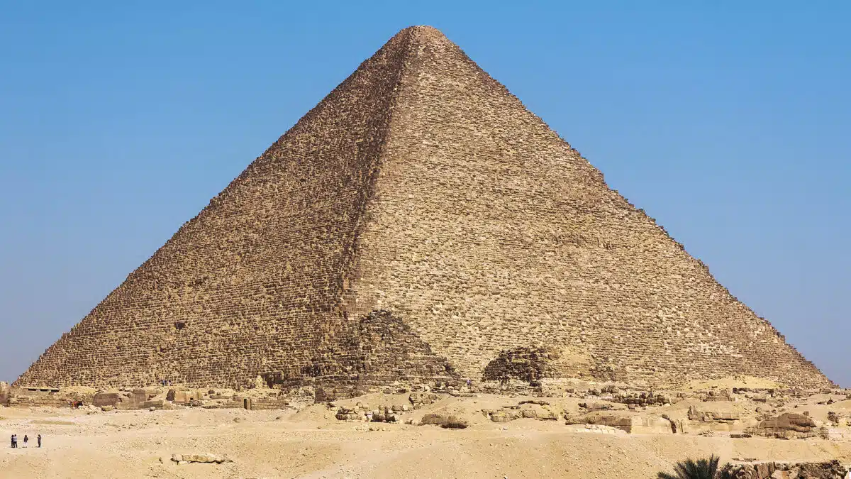 Great_Pyramid_of_Giza_-_Pyramid_of_Khufu-1200x675.jpg